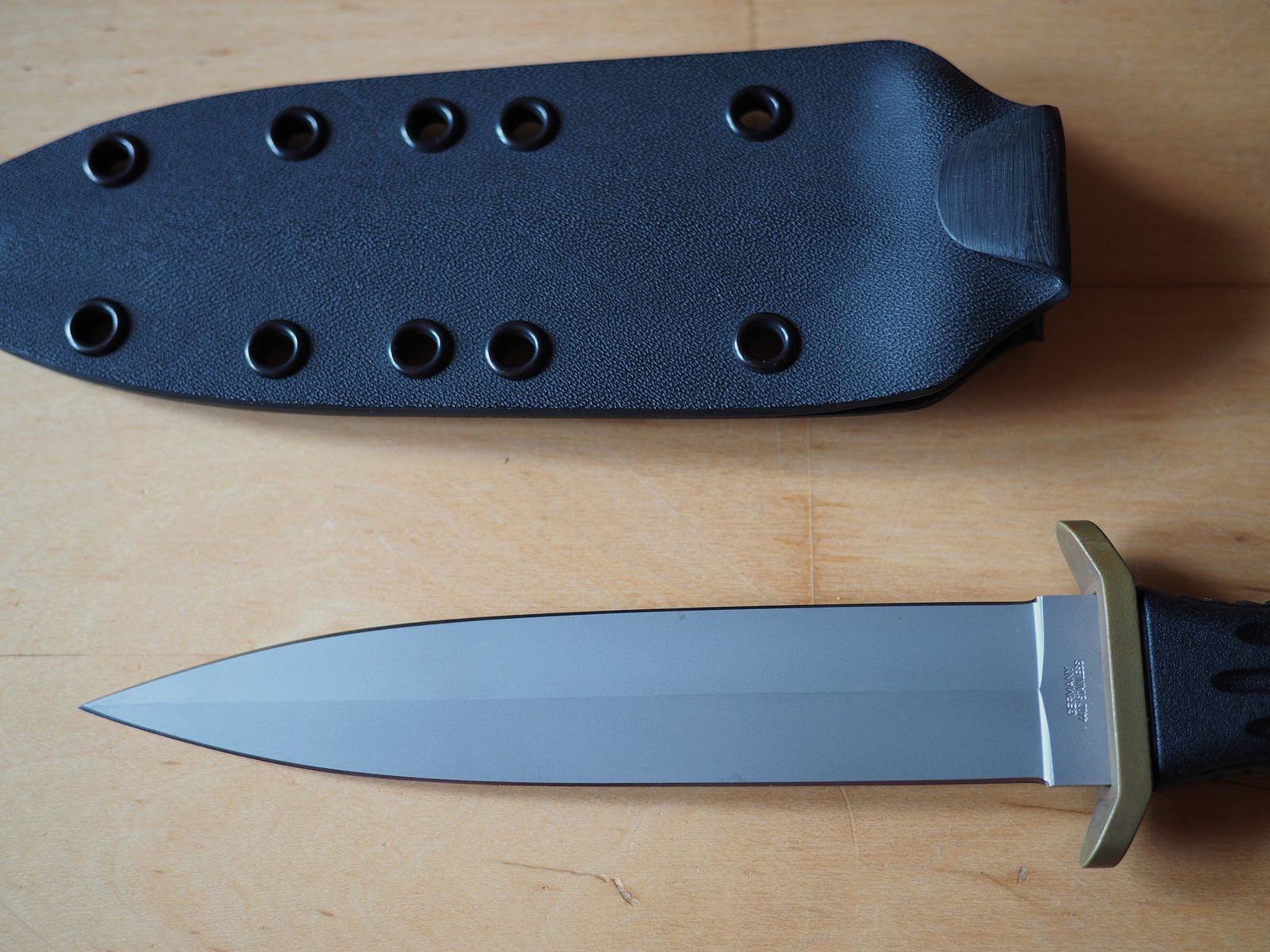 Applegate-Fairbairn Messer Jagdmesser