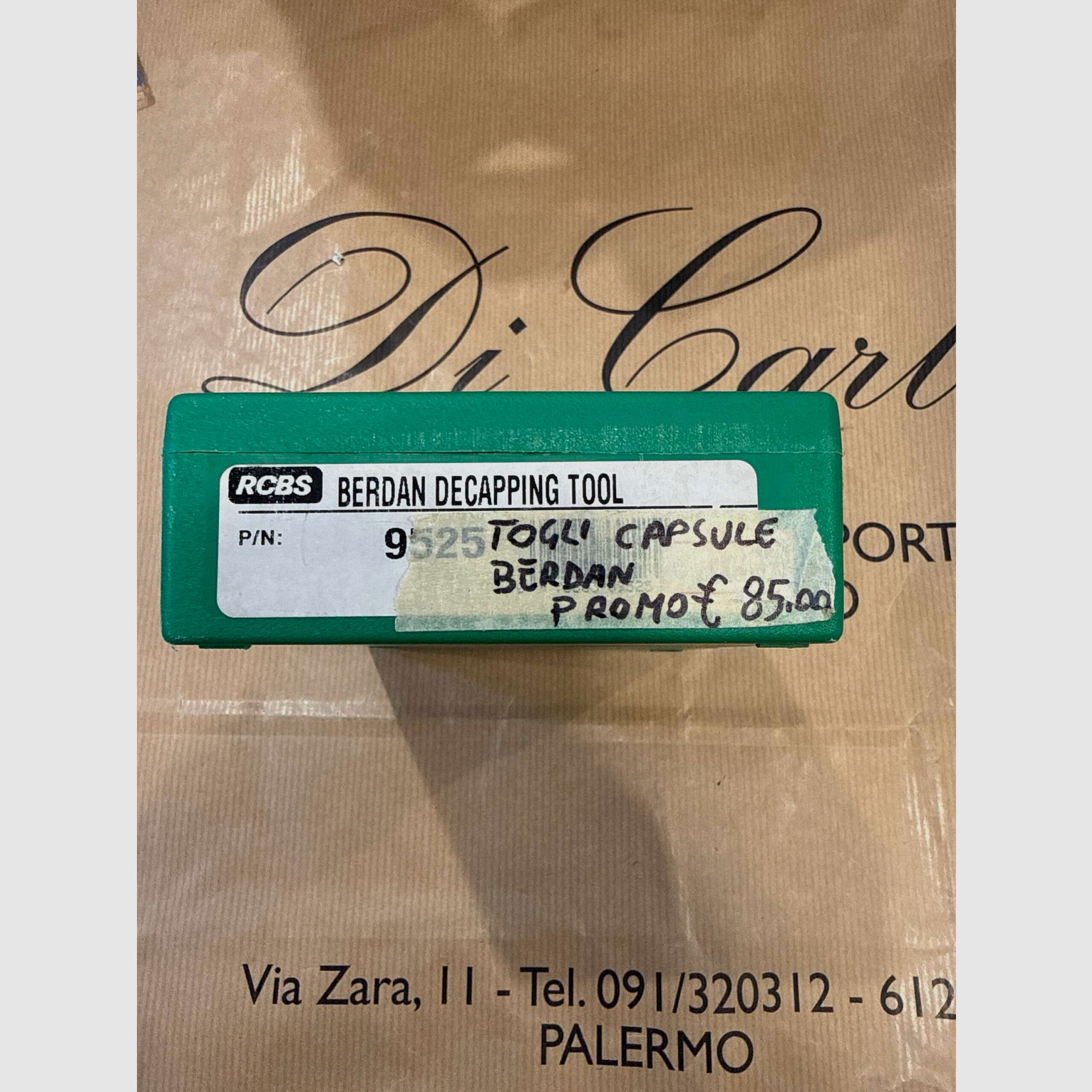 Decapping RCBS Berdan, image 2 sur 2