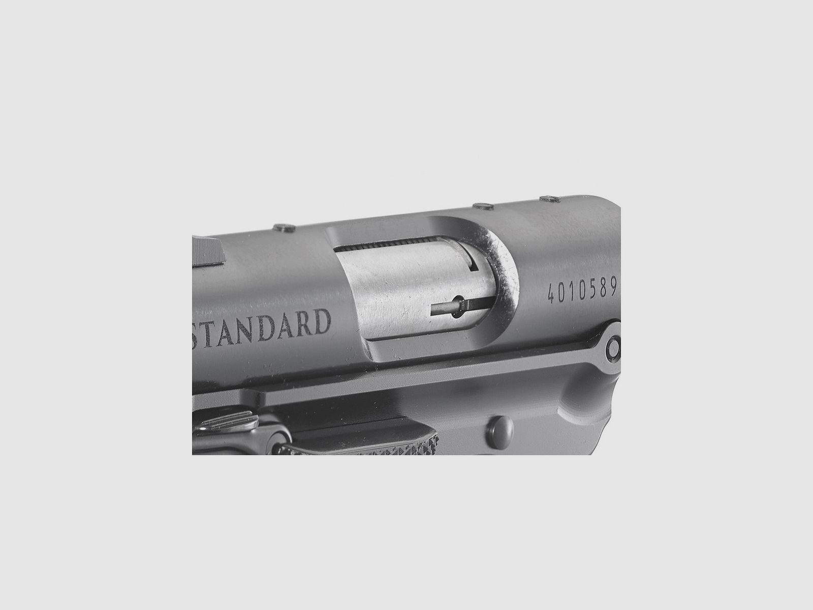 Pistola RUGER Mark IV Standard 4,75" – 22 LR, immagine 9 di 16