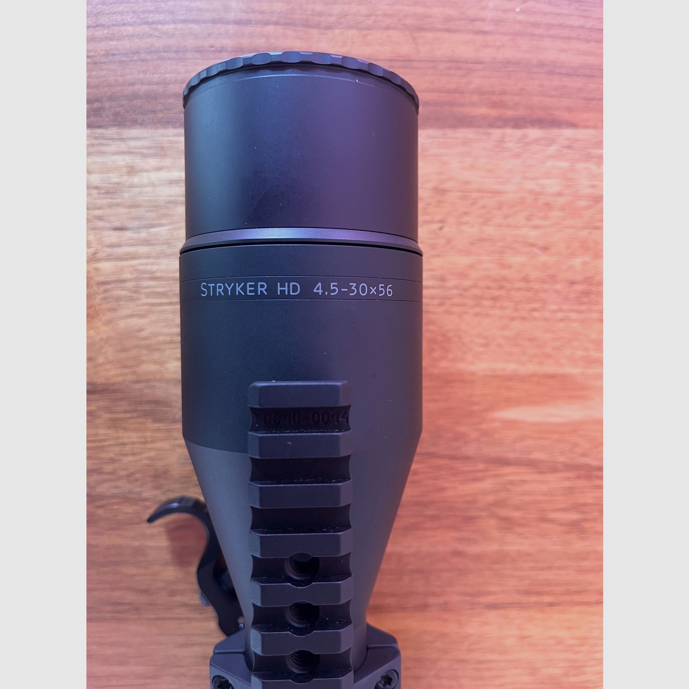 Delta Stryker HD 4,5-30x56