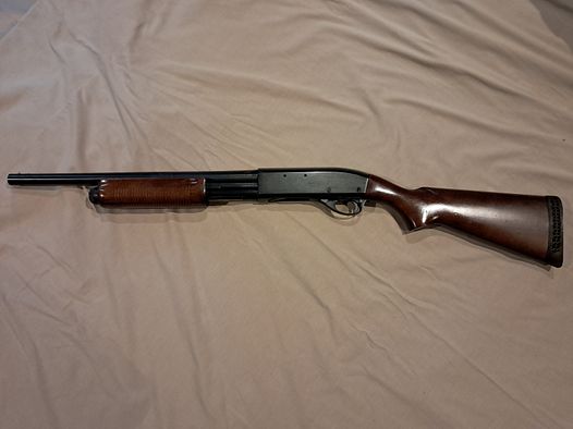 Pumpgun / Vorderschaftrepetierflinte Remington 870 Wingmaster 12/70