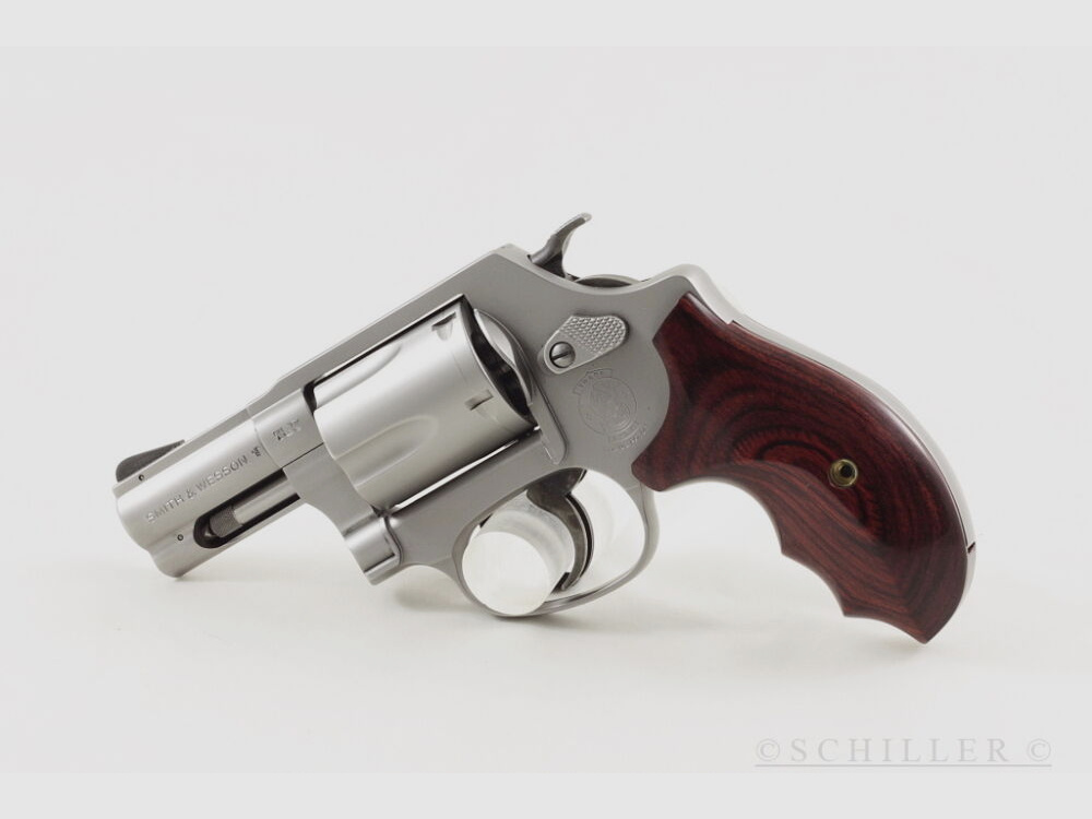Smith & Wesson 60LS
