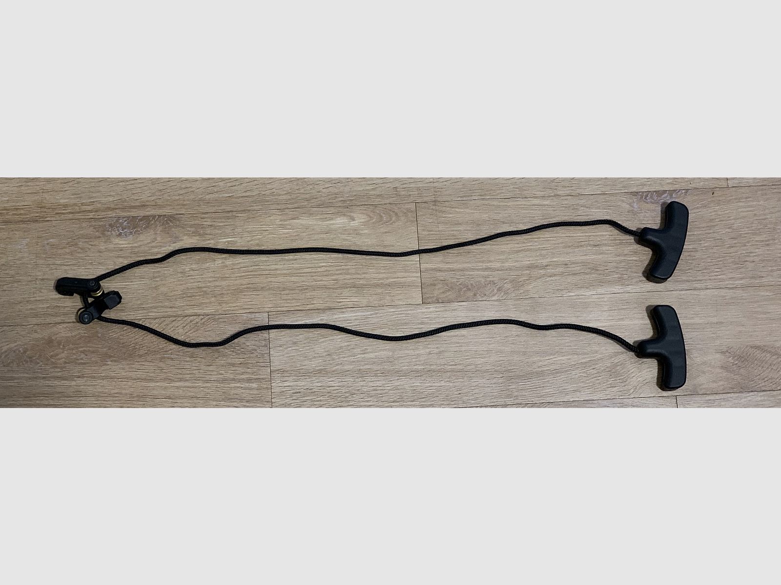 X-BOW FMA Scorpion III - 405 fps / 200 lbs - Arco compuesto con accesorios