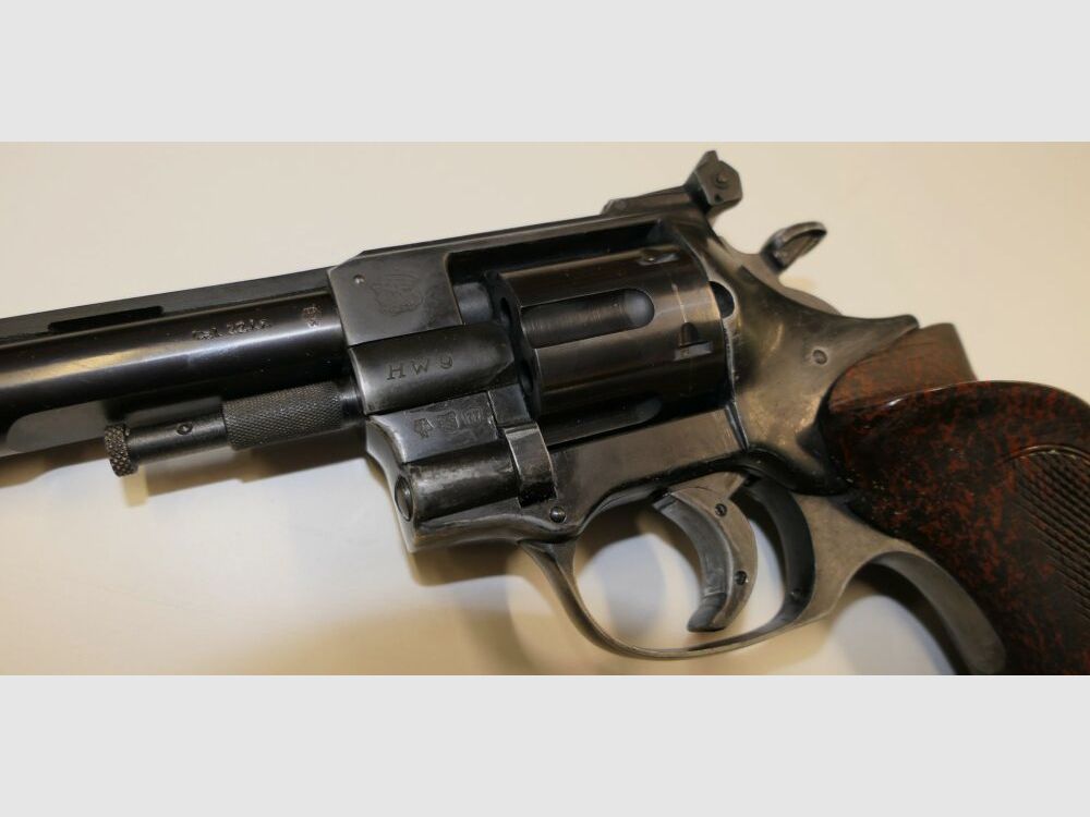 Incense Revolver WEIHRAUCH Arminius HW9 in caliber .22 L.R.