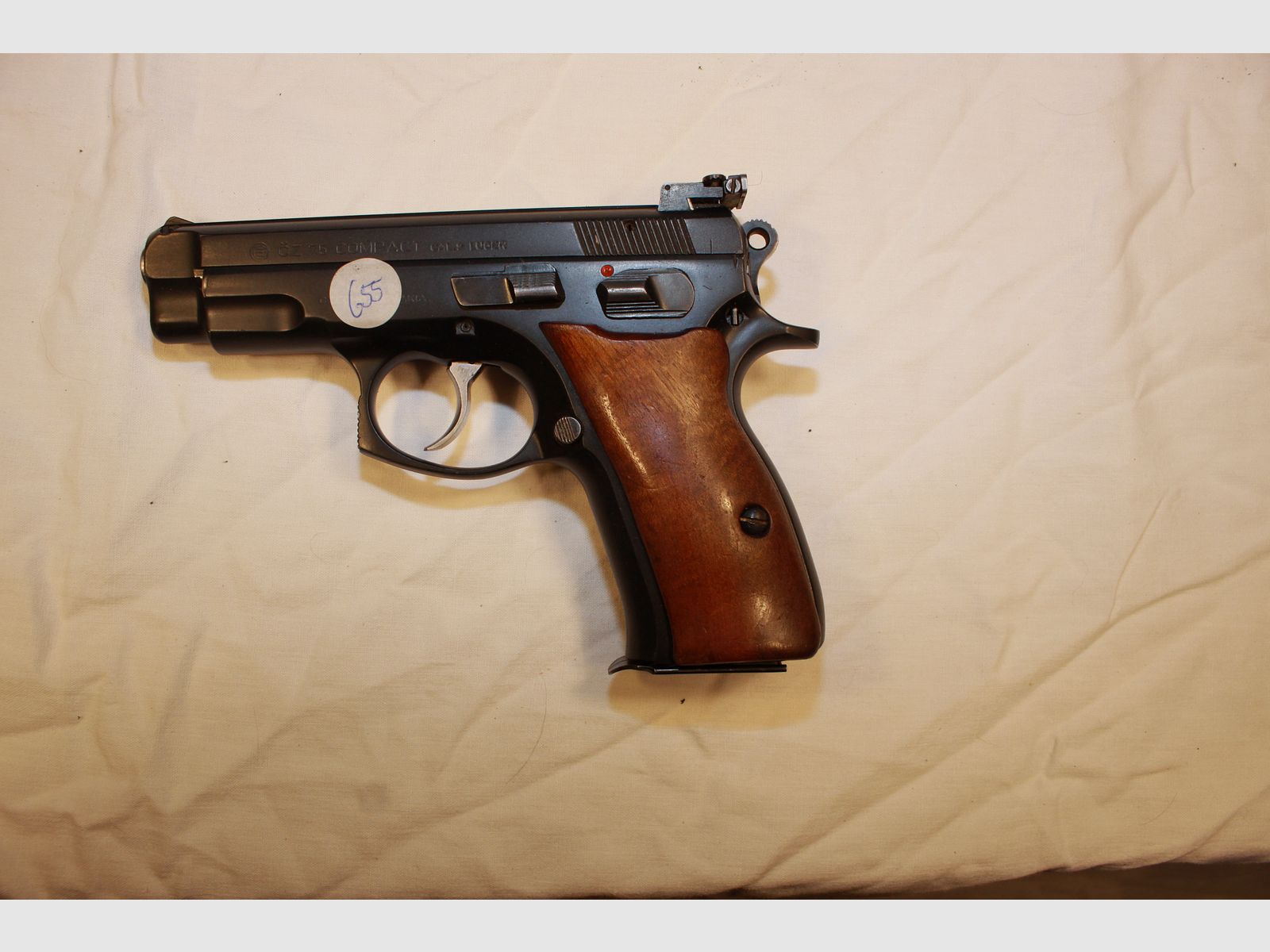 CZ 75 B with 2 interchangeable systems.