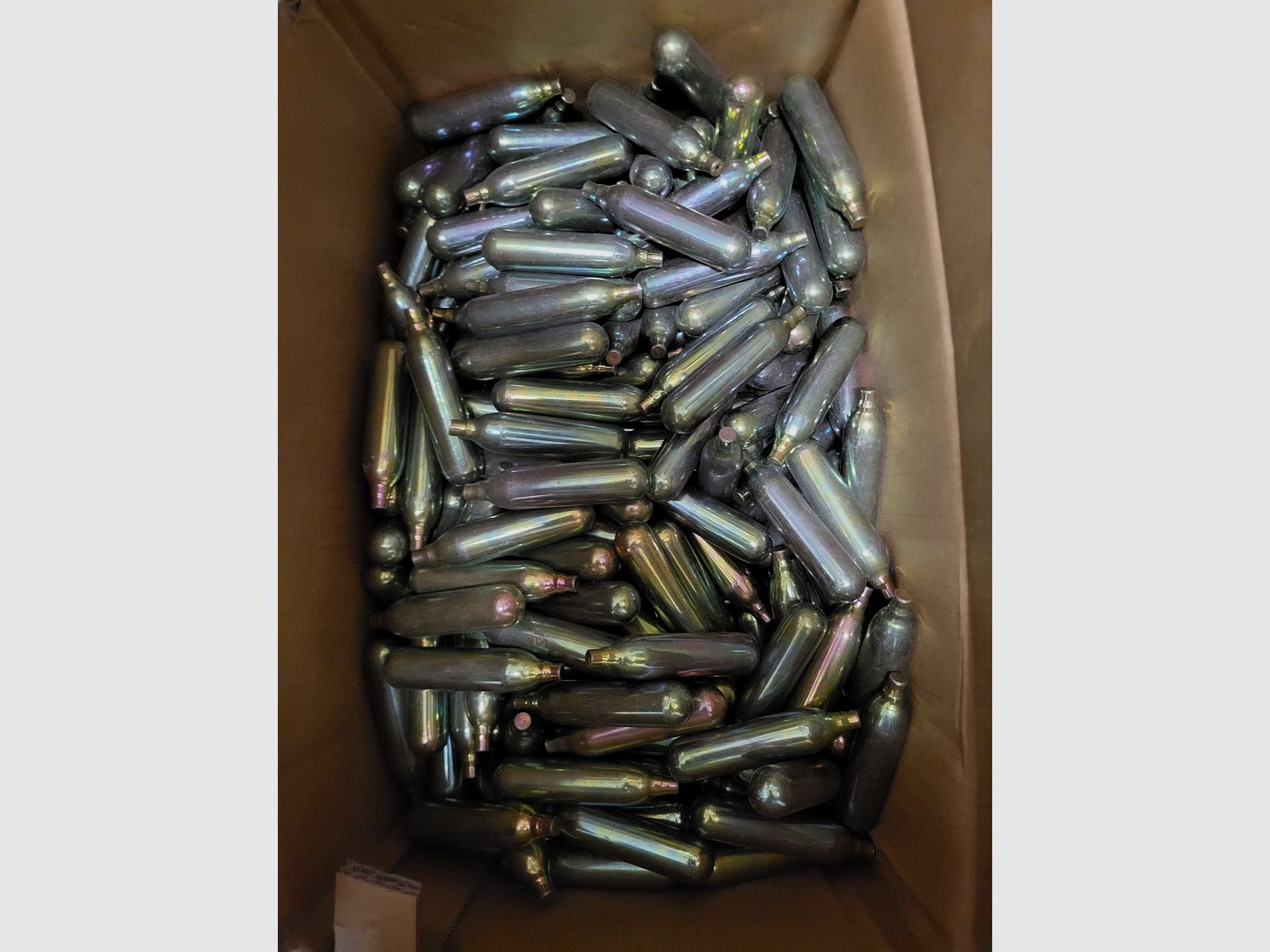  250 Stück Umarex CO2 Kapseln 12 g neu unbenutzt 