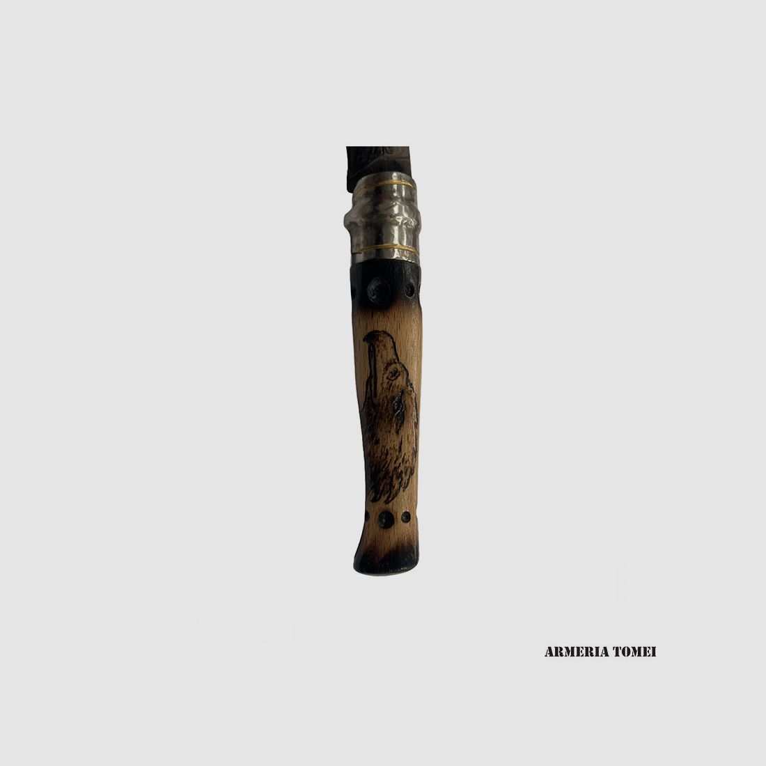 COLTELLO – OPINEL – N.8 CARBONE – AQUILA PIROGRAFATA REALIZZATO A MANO, immagine 2 di 2