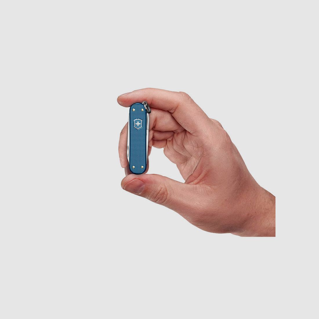VICTORINOX – CLASSIC SD ALOX LIMITIERTE AUFLAGE 2026 Gletscherblau, Bild 4 von 4