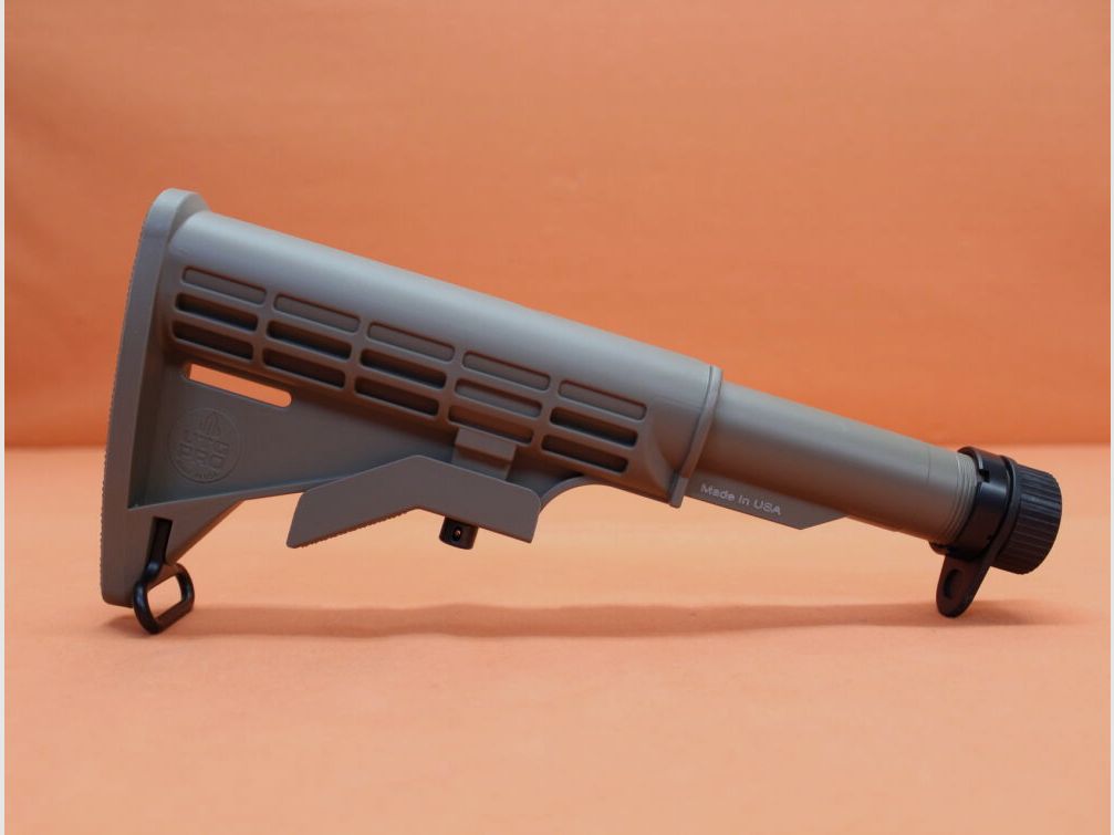 UTG - Leapers AR-15: Buttstock Assembly UTG Carbine Stock 6-Pos. MILSPEC FDE Flat Dark Earth (RBU6DM)/ Sliding Stock