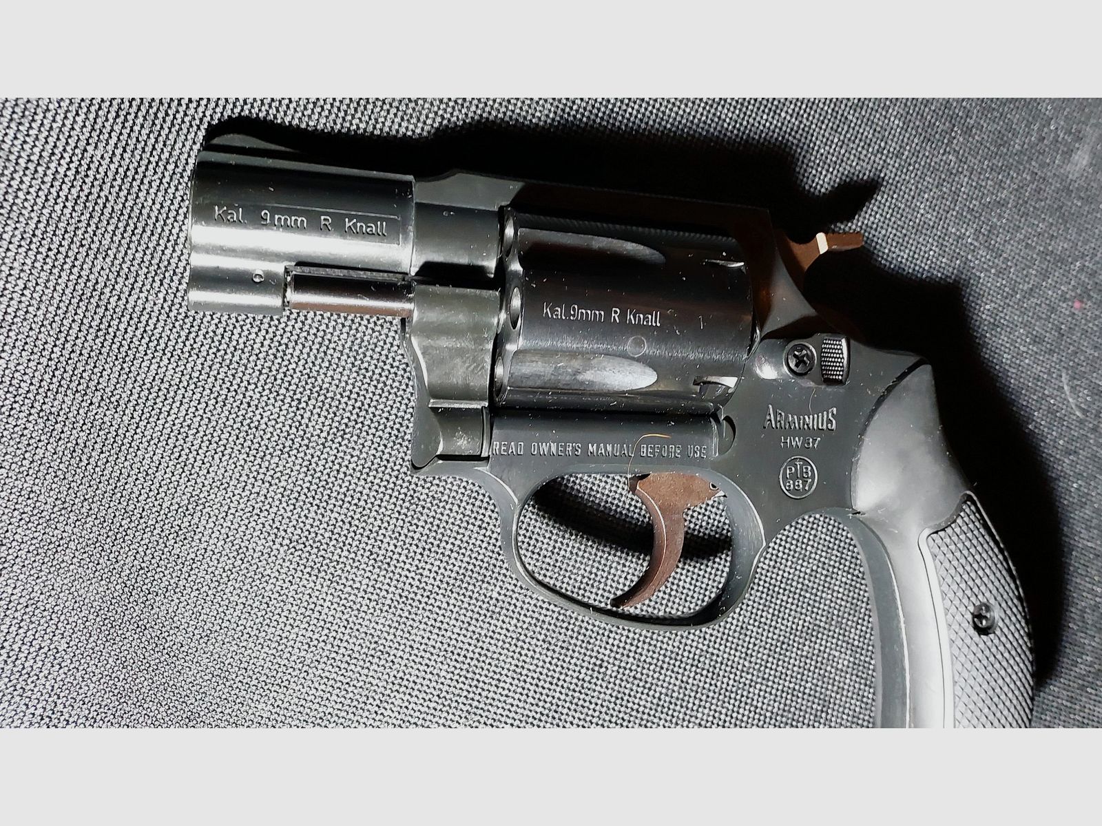 Weihrauch HW37 Cal. 9mm R.K. (PTB 887) OVP muy bien conservado (Arminius HW 37)
