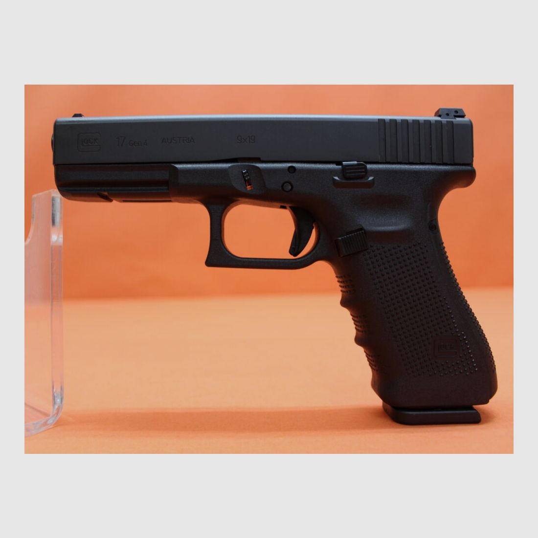 Glock Ha.Pistole 9mmLuger Glock17 Gen4 (ADJ) Lauf 114mm/ Reservemagazin (9mmPara/9x19)