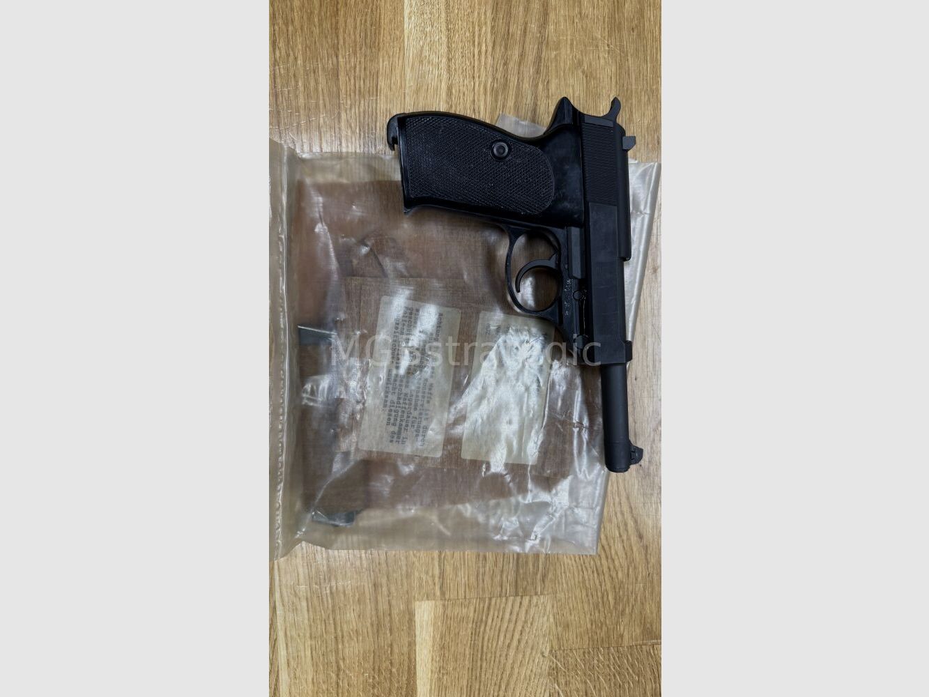 Walther P1 ex Bundeswehr Depobestand mit Depo Tüte inkl. 1x Magazin P38 halbautom. Pistole 9mmLuger P 38 / mit Depotverpackung Ex Bw Depotbestand