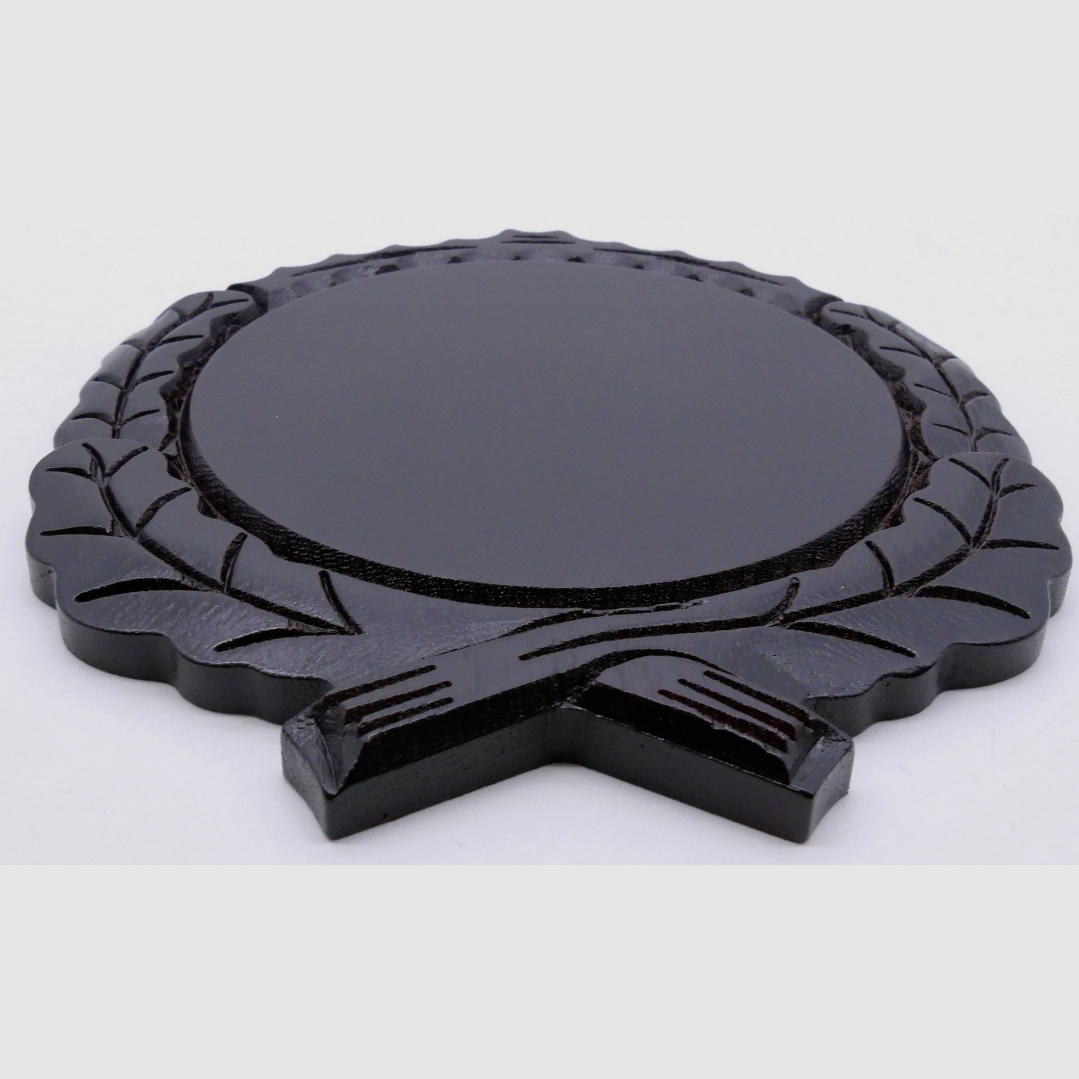 Geschnitzte Eichenholzschilder für Keilerwaffen Dunkel 17 cm