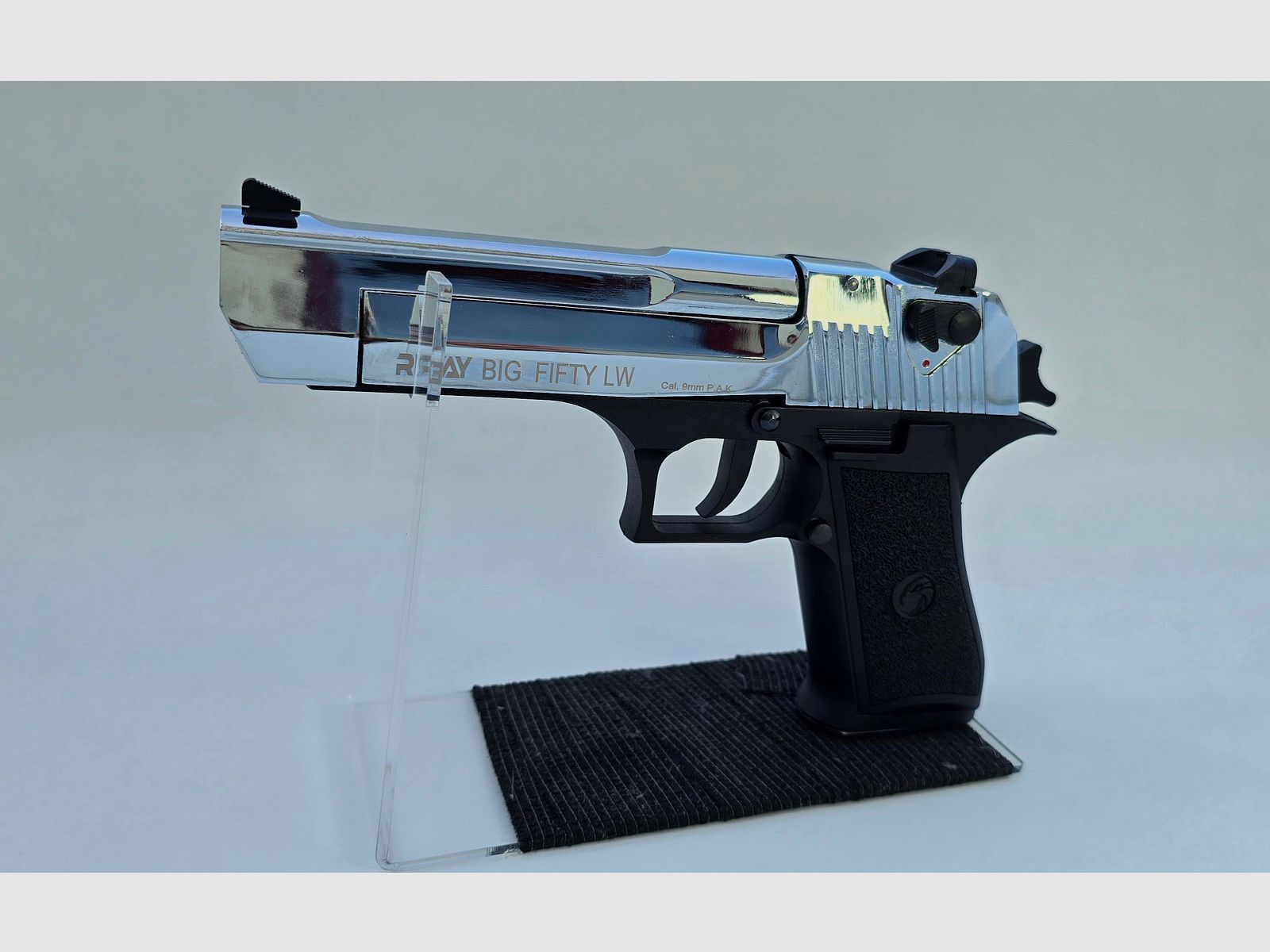 Retay Big Fifty LW, uitvoering: hoogglans chroomafwerking