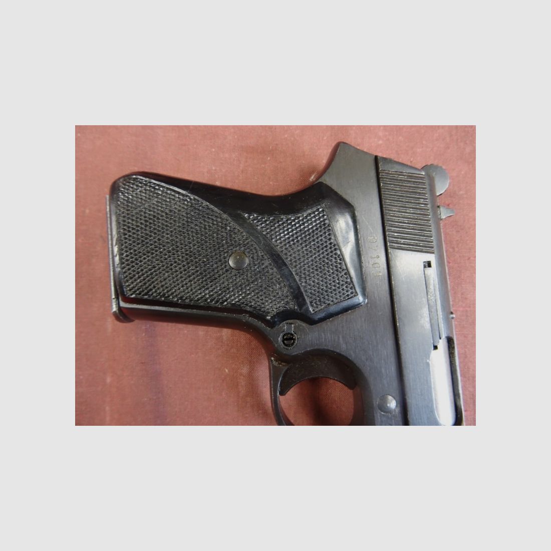 Zastava M67-pistool [C780], afbeelding 4 van 12