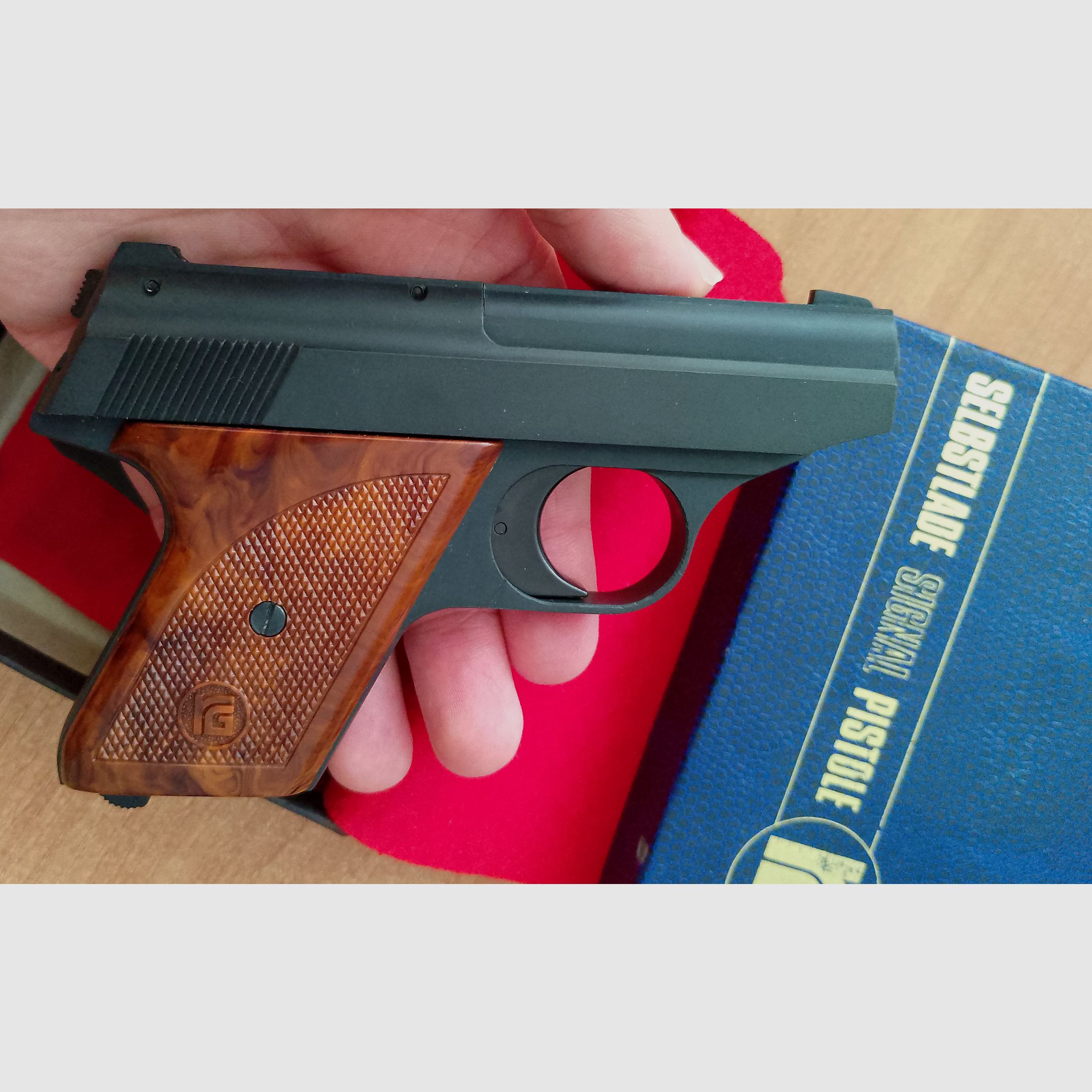 Seltene Röhm RG 8 im Kaliber 8 mm Knall/ PTB 412 mit OVP!