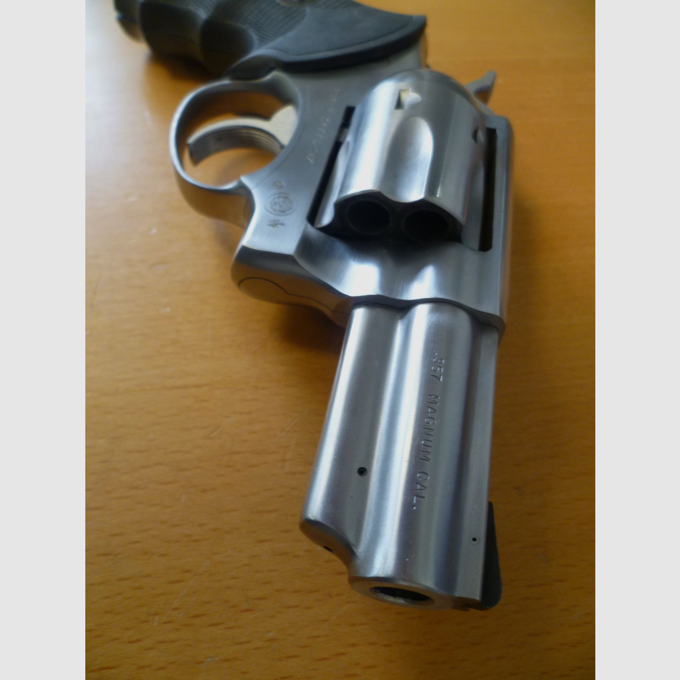 Revolver Ruger Speed-Six .357 Magnum
