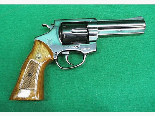 Amadeo Rossi S.A. Revólver Mod. 4"