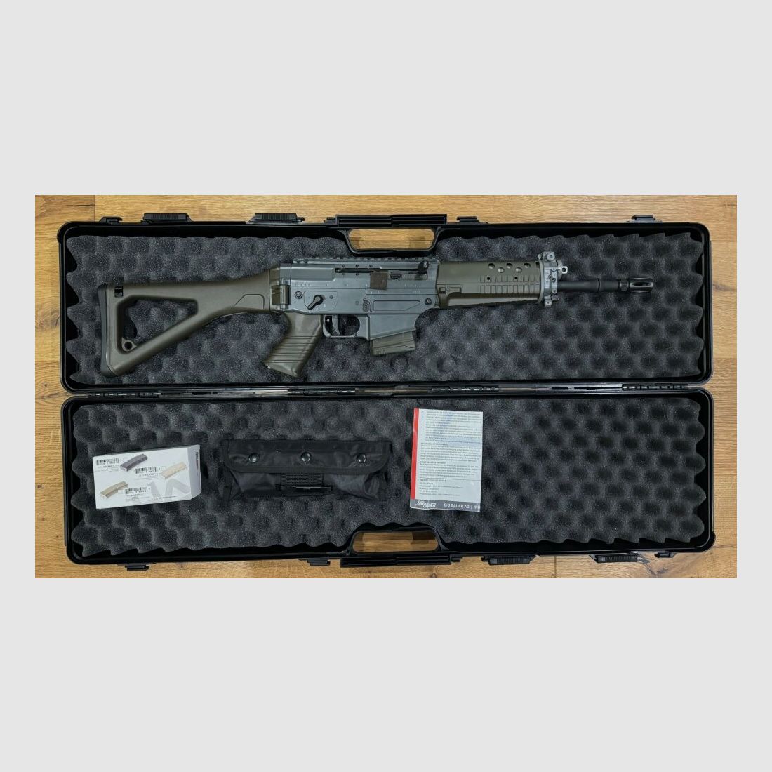 SIG SAUER Switzerland SG 553 AL SPORT US, Gray-Green