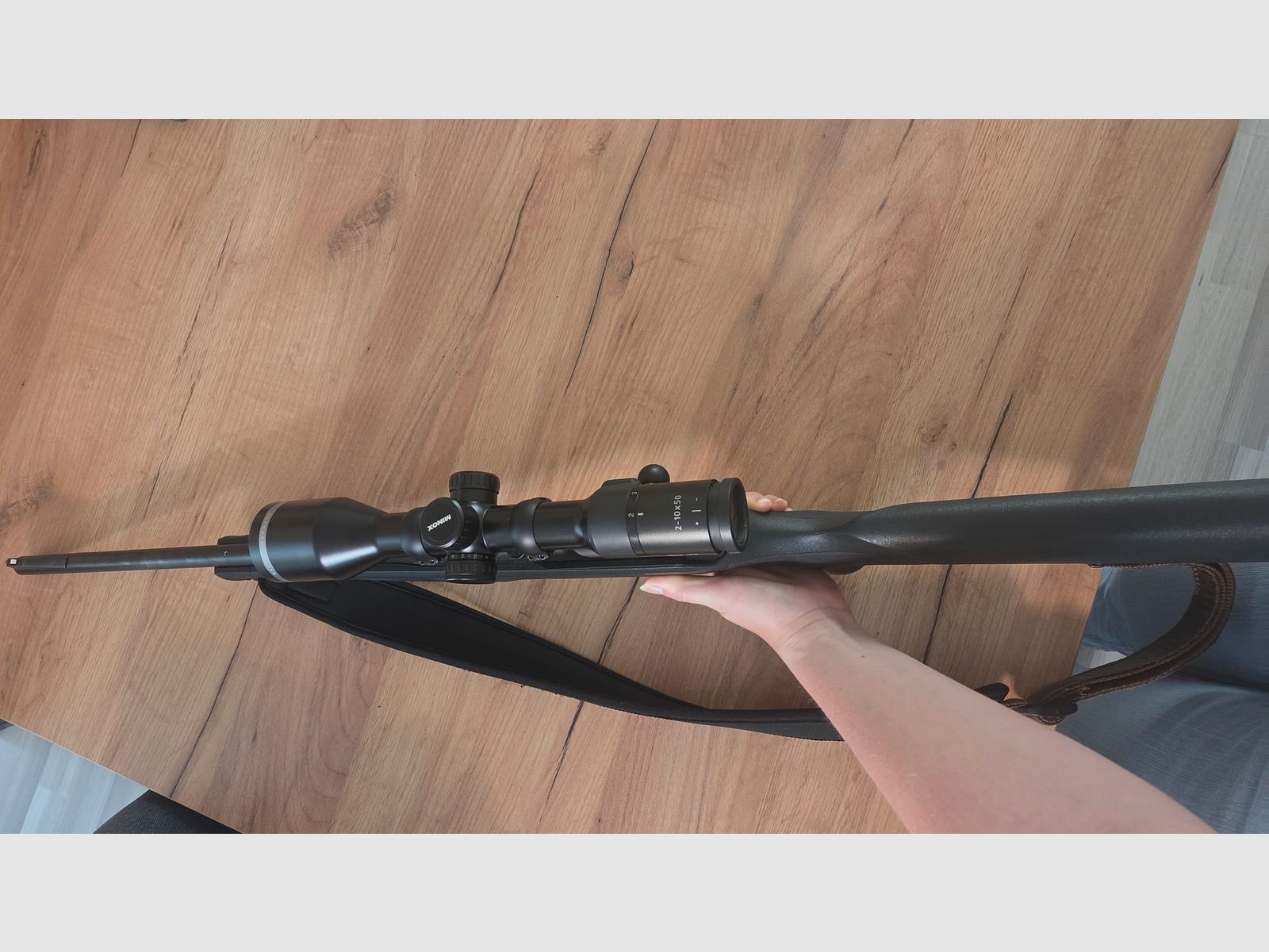 Blaser R8 Professionale .30-06 con Minox ZE 5i 2-10x50 e montaggio a sella Blaser