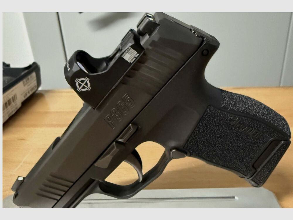 SIG Sauer P365 9mmLuger