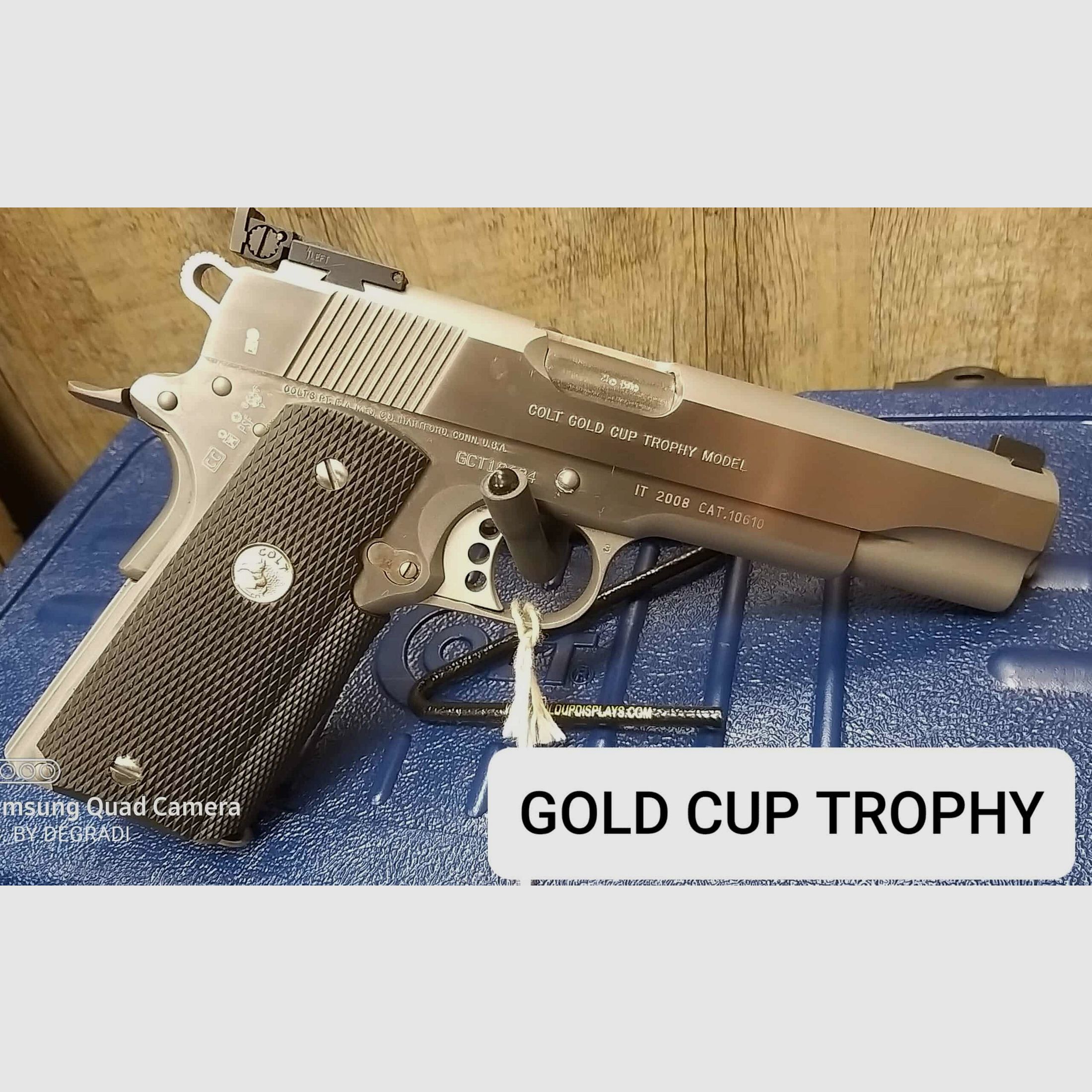 COLT GOLD CUP TROPHY, immagine 3 di 4