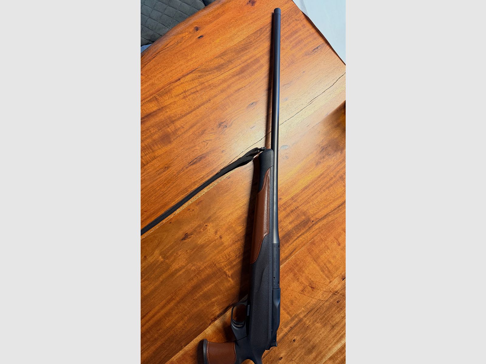 Blaser R8 Professional Succes Leder (braun) in 300 Win Mag