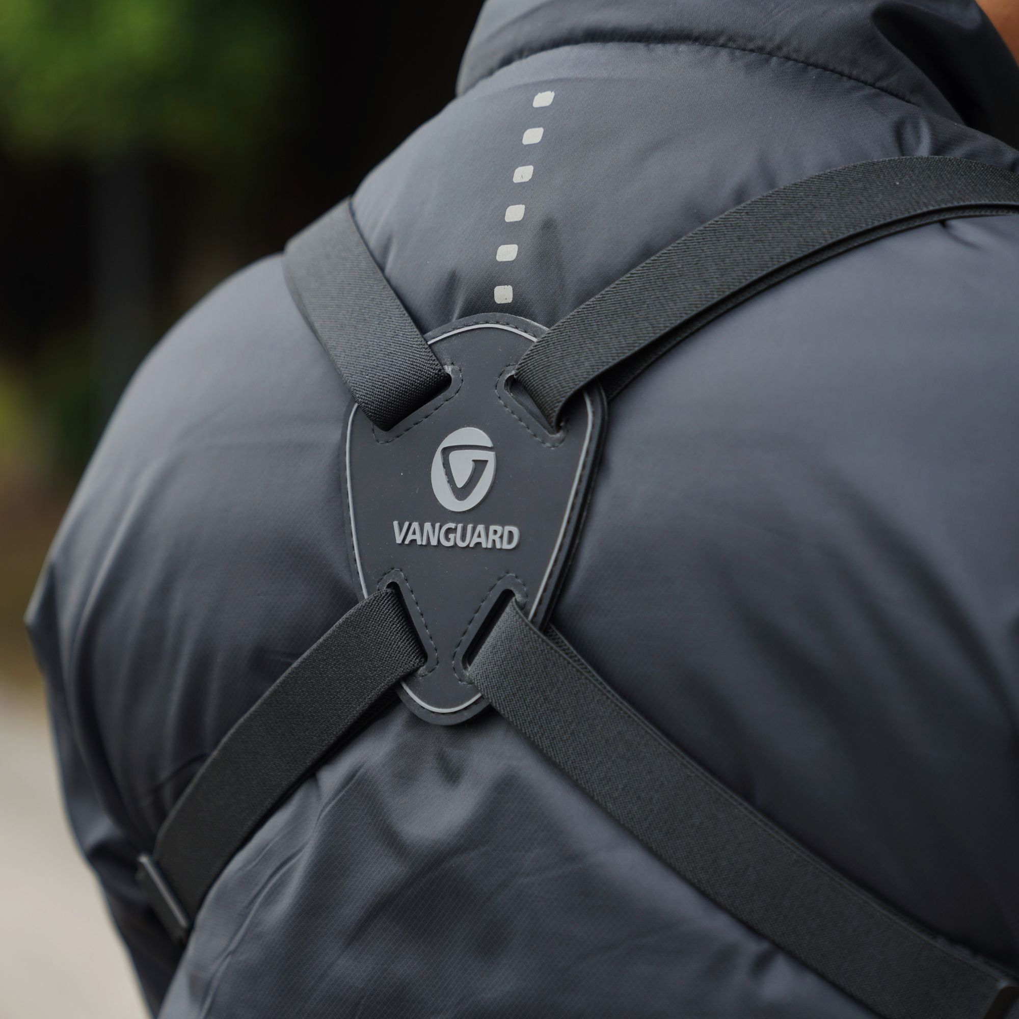 Vanguard Veo Optic Guard H BK – Szelki do lornetek, zdjęcie 3 z 4