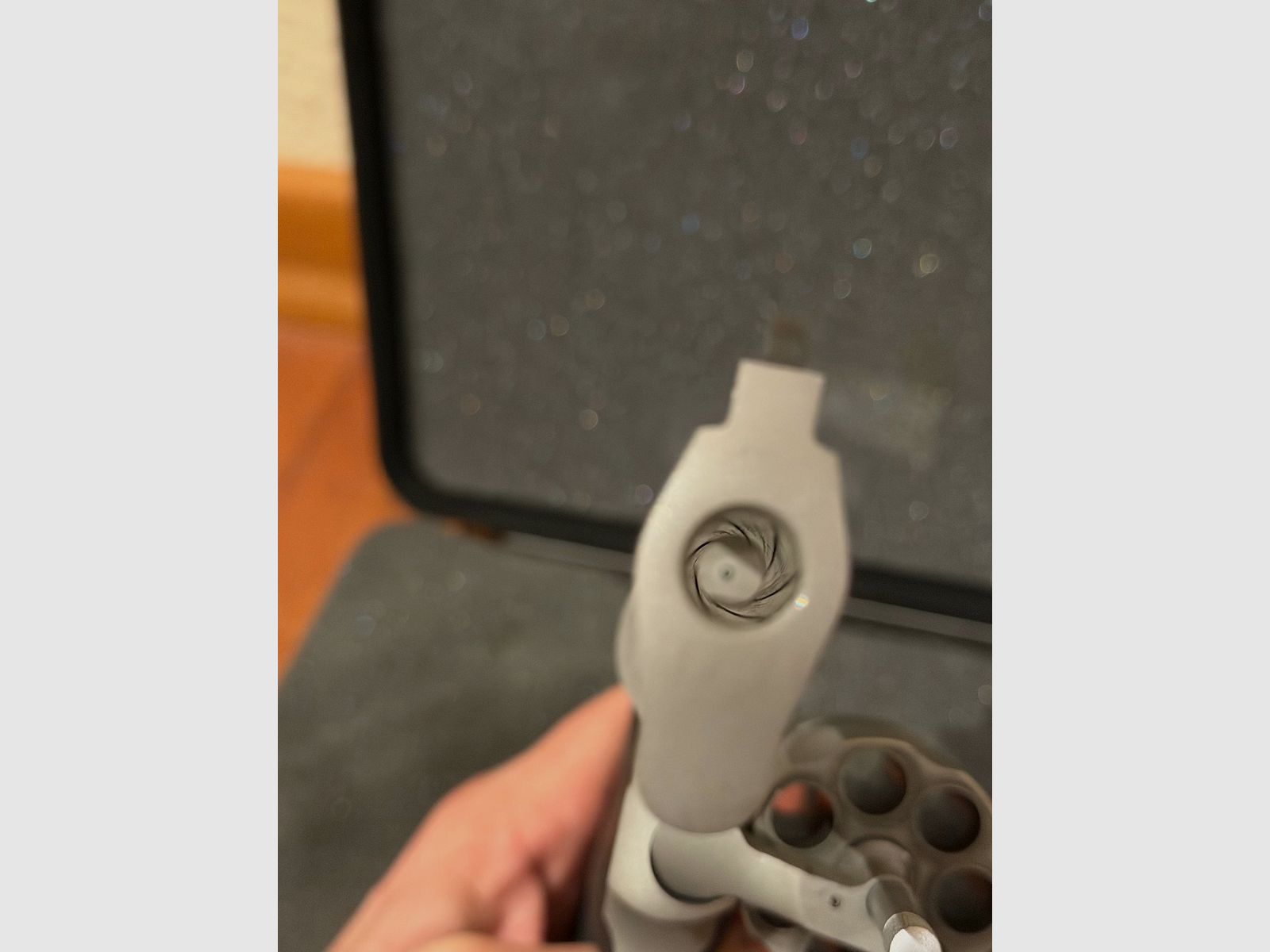 TAURUS TRACKER 627 4“ m. Komp. nuevo - no disparado con accesorios