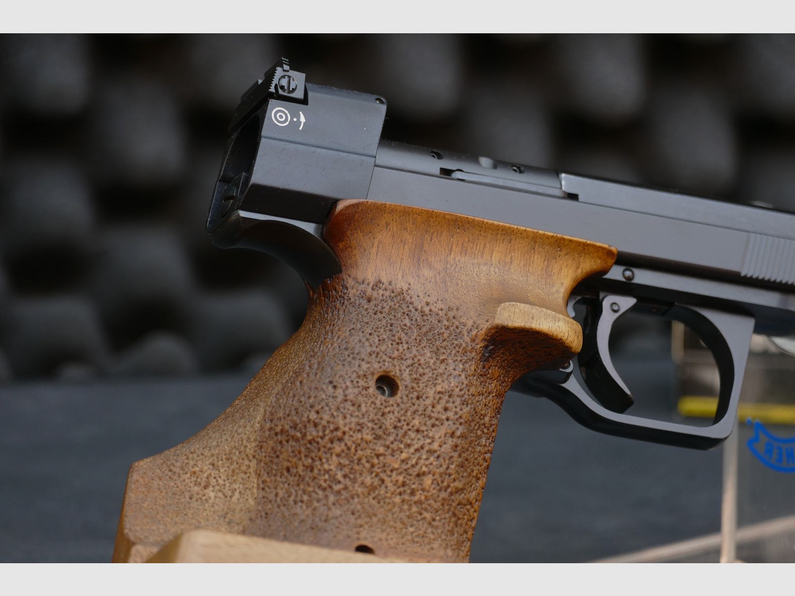 Haemmerli Pistole Mod. 215S, 215 S, Kal. .22long rifle, späte Ausführung (eckige Abzugsbügel)