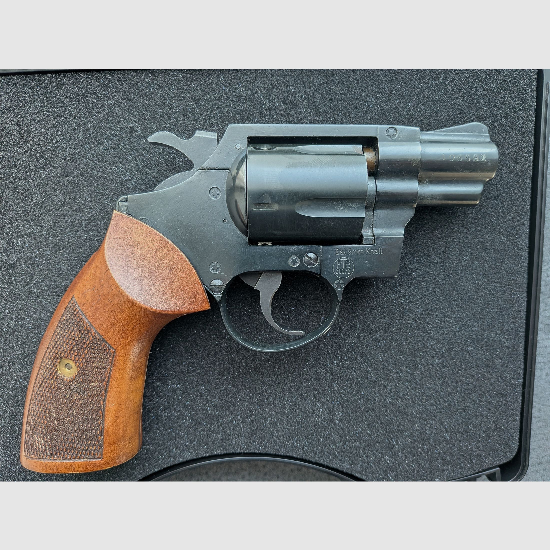 ME 38 Marshal - Révolver - PTB 203/2 - 9mm Knall - Poignée en bois - SSW