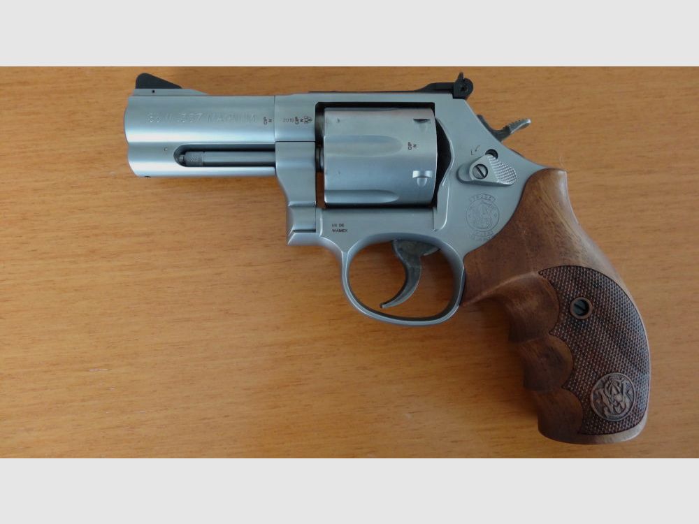 Smith & Wesson S&W REVOLVER: 686 .357 MAGNUM SECURITY SPECIAL 3" BARREL