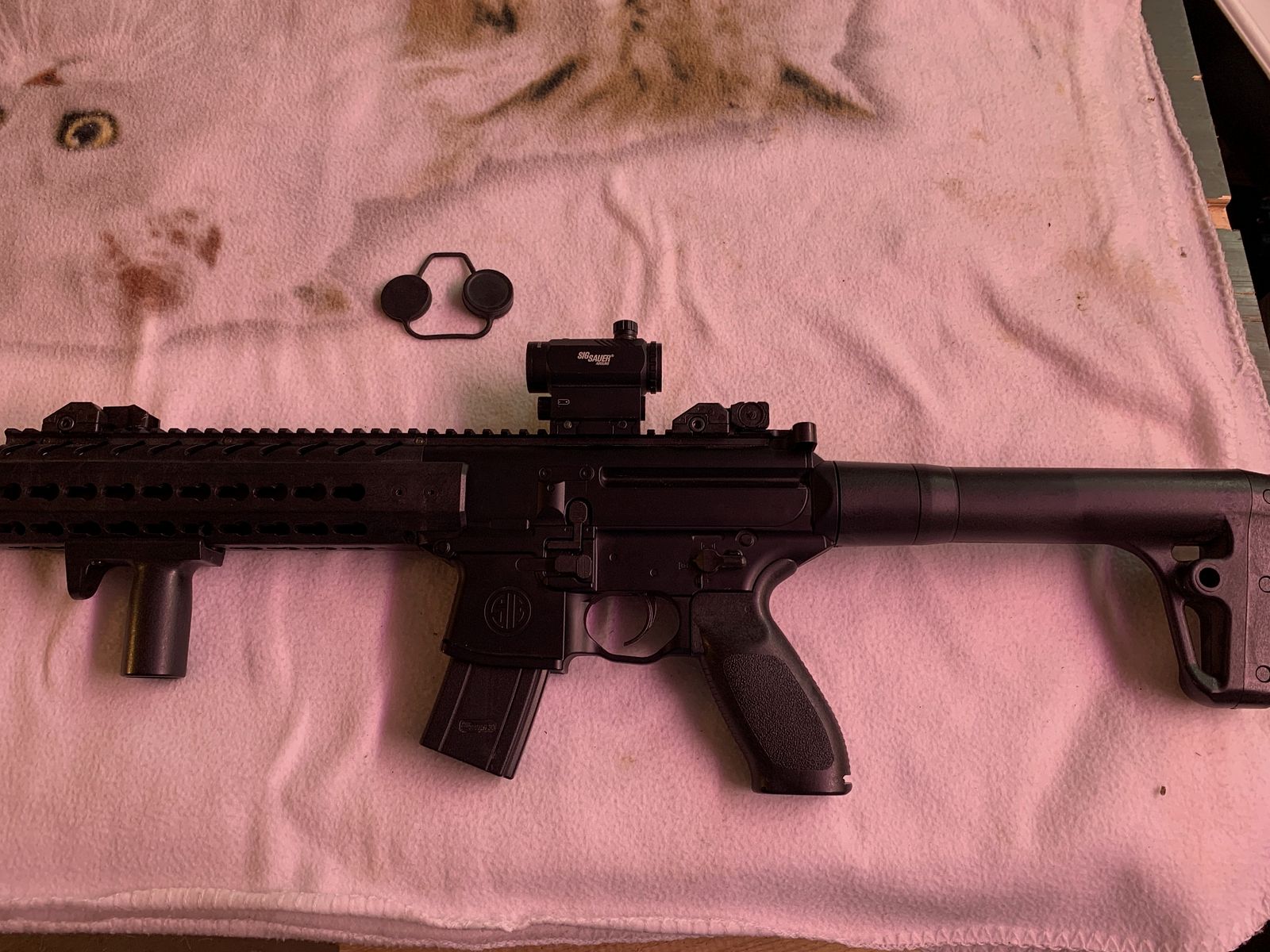 MCX Co2 Gewehr von SIG SAUER mit Red Dot