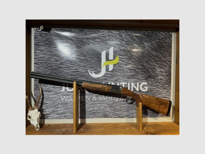 Akkar Churchill 206E Mancino