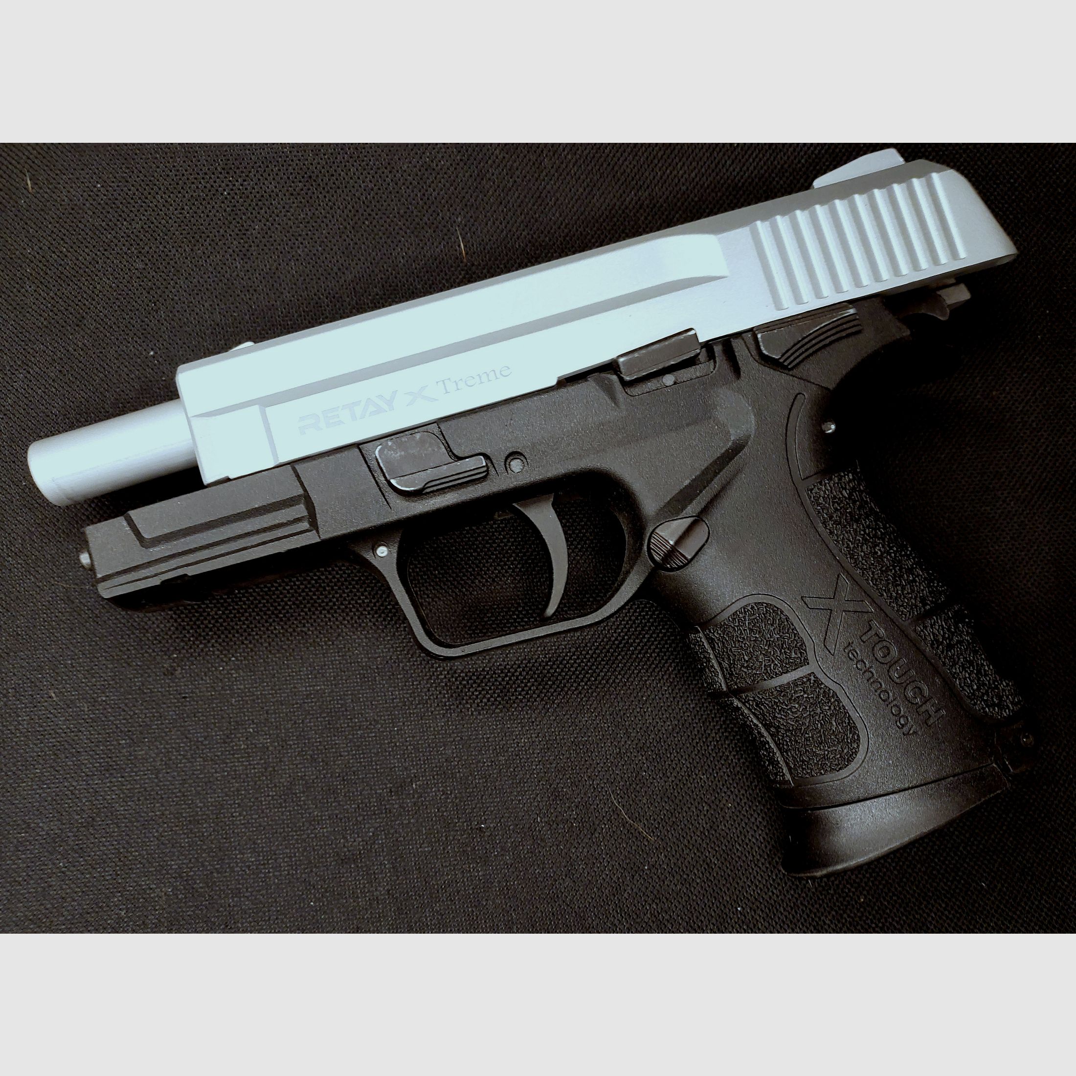 Retay X Treme pistolet alarmowy 9mm P.A.K. nikiel (PTB 1042)