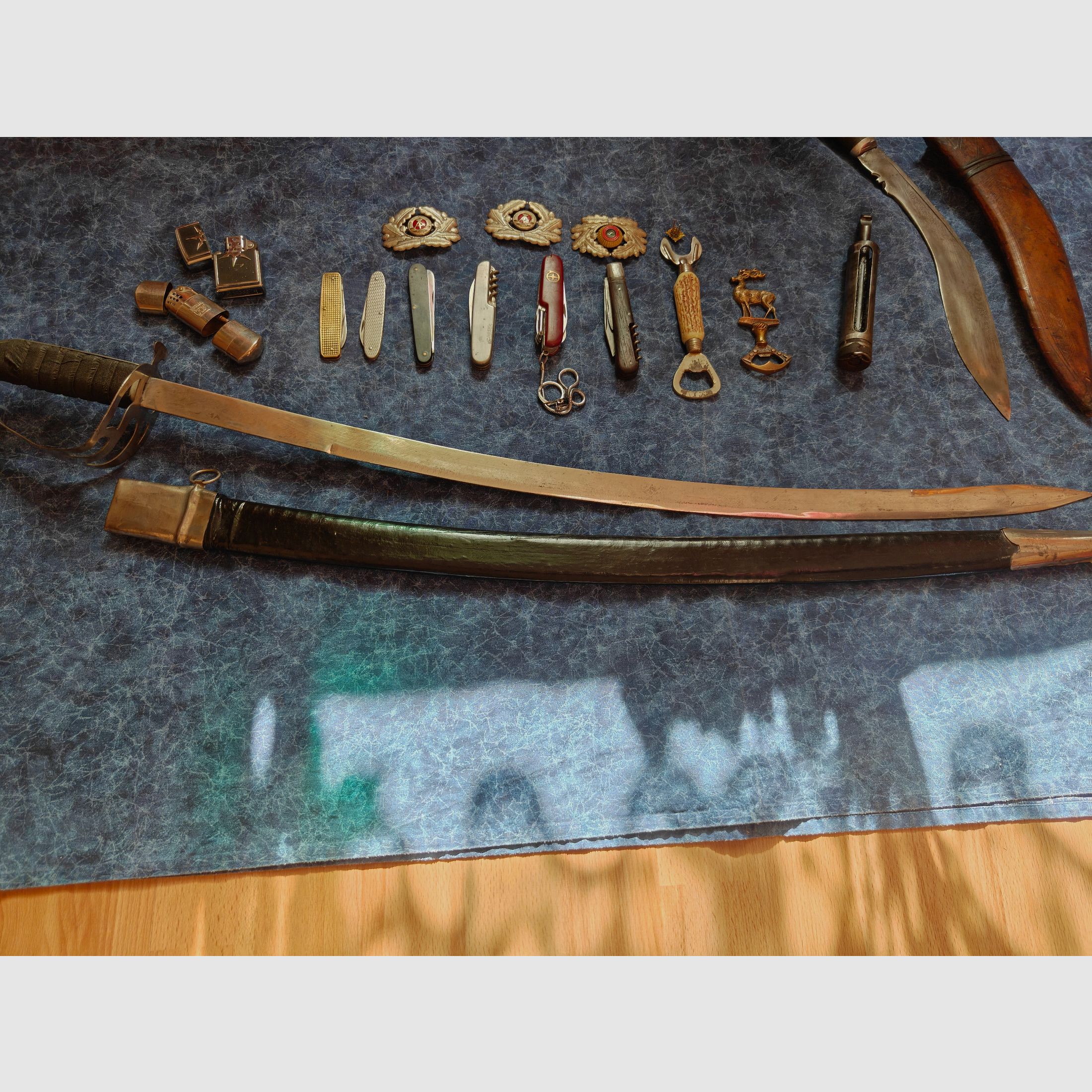 Décoration sabre, couteau kukri, couteau suisse, etc., image 2 sur 7