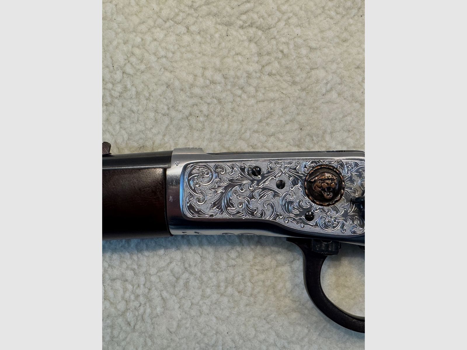 Rossi carabina a leva .357 Mag – stile western con incisione