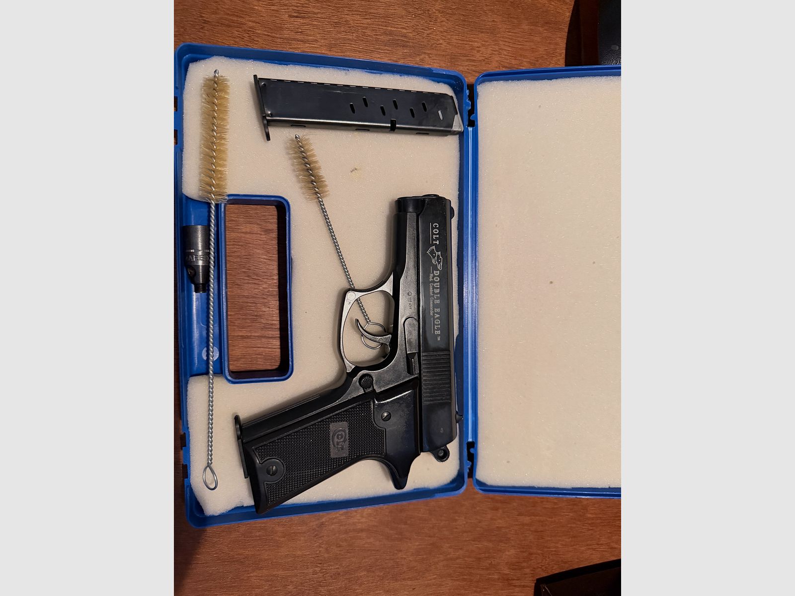 Colt Double Eagle Combat Commander 9mm P.A.K. – Komplettset mit 2 Magazinen & Koffer