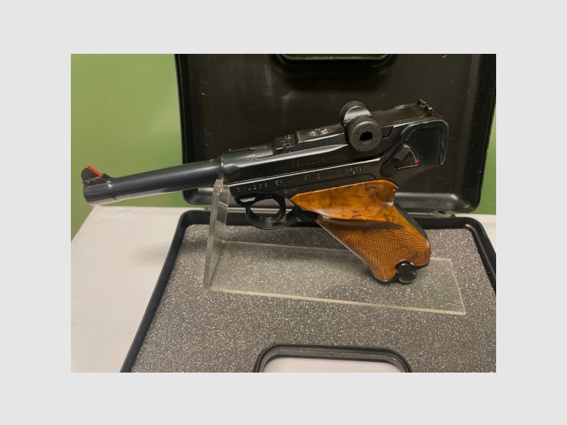 ERMA KGP 69 - KALIBER .22LR - ZUSTAND 1- - IM KOFFER