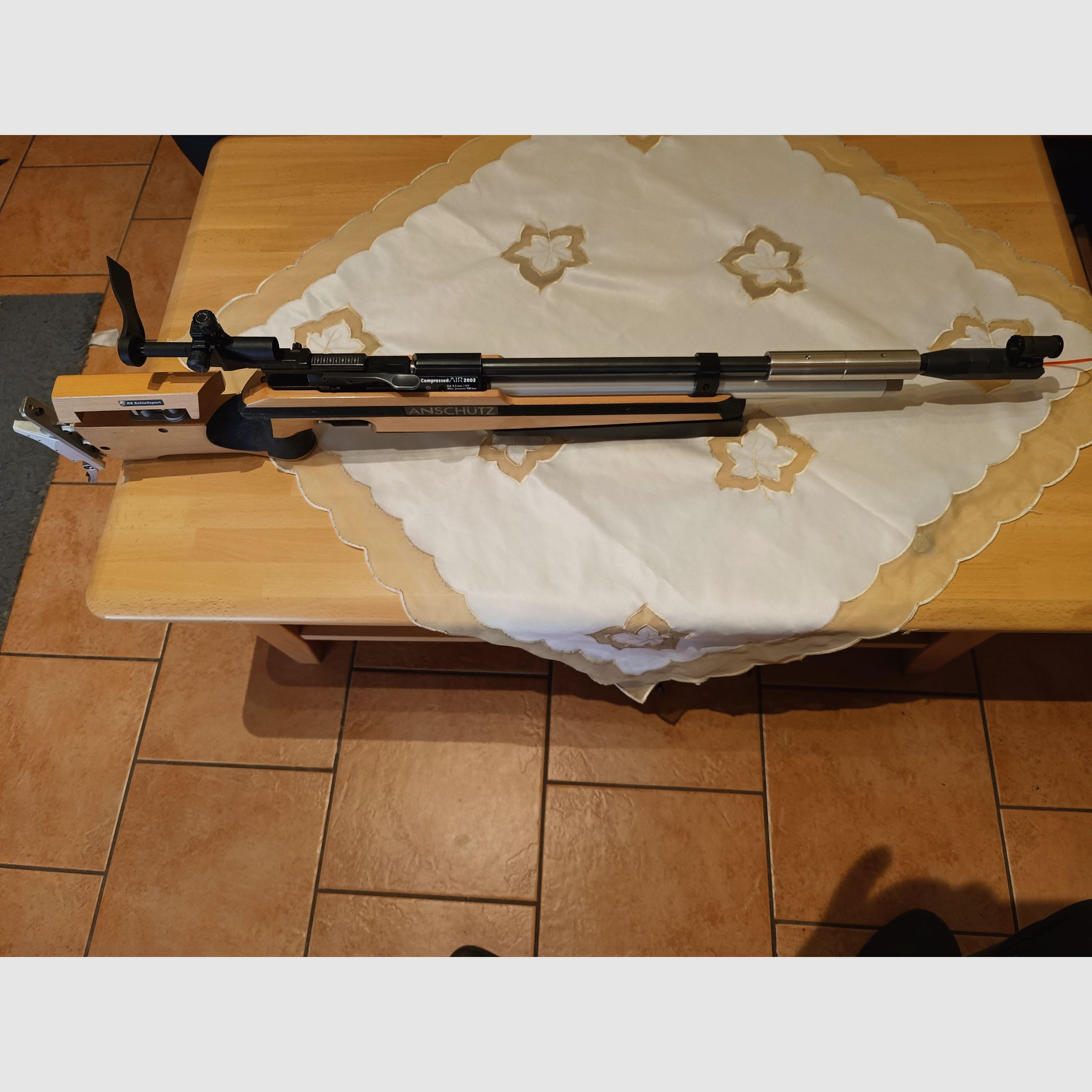 Anschütz 2002 mit Tasche 