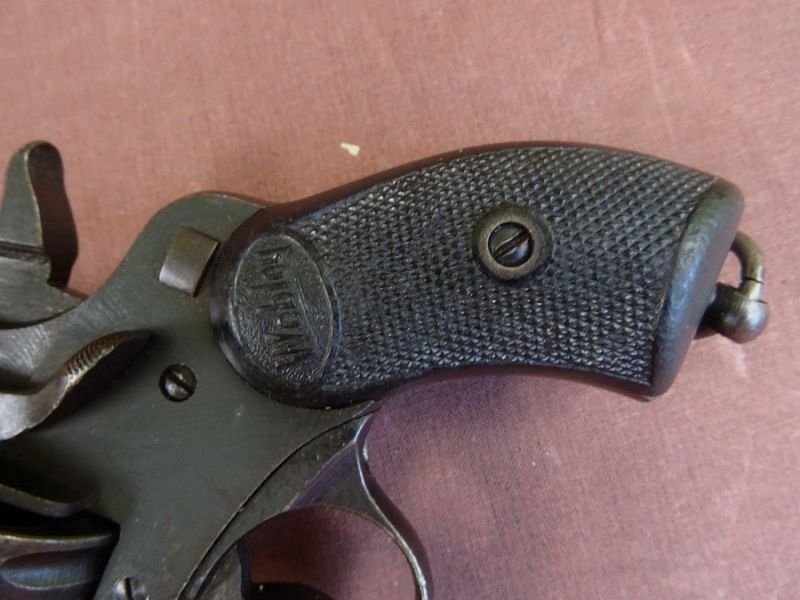 Revólver Webley Mk IV [C259], imagen 4 de 18