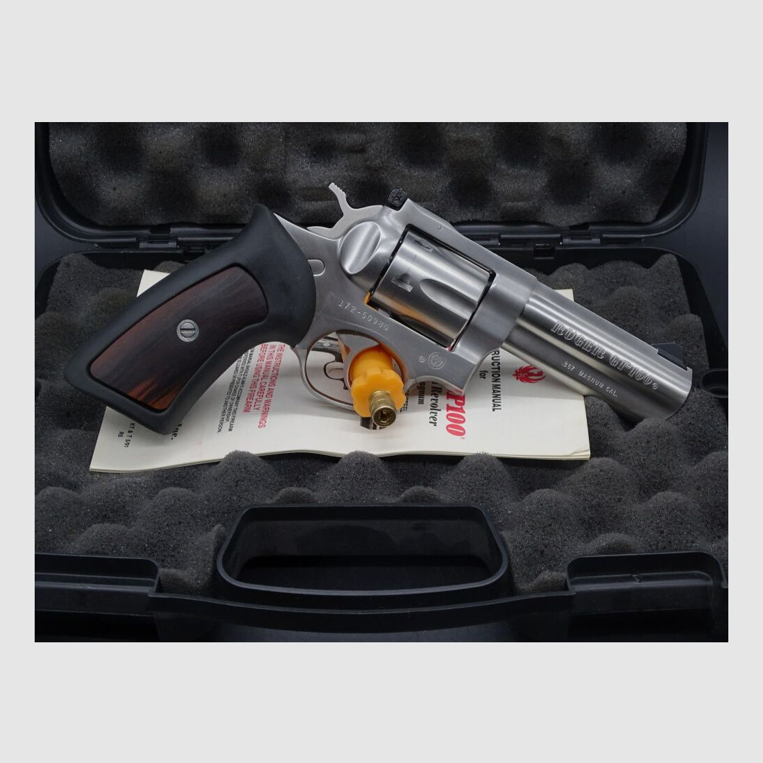 Ruger GP 100 4" kaliber .357 Magnum GP 100