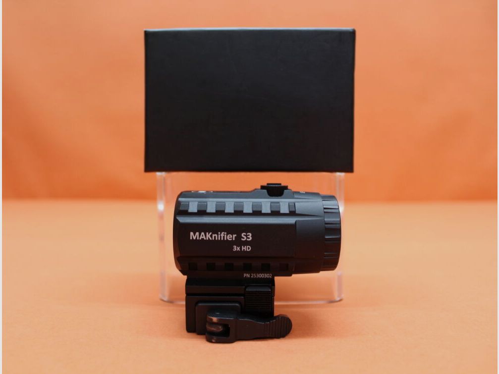 MAK. MAK Magnifier MAKnifier S3 magnification module 3x for red dot sight/ MAKflip QD mount