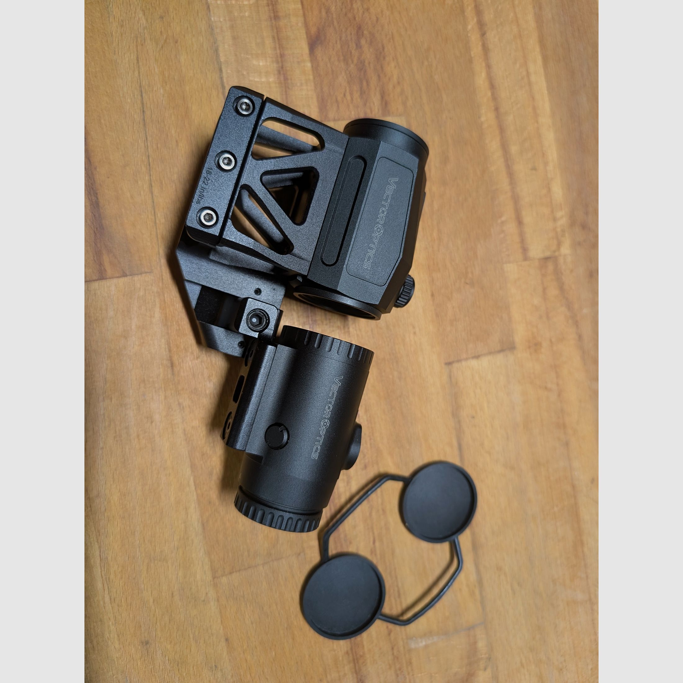 Vector Optics SCRD-46 con SCMF-33 y montaje monolítico XASR-RM02