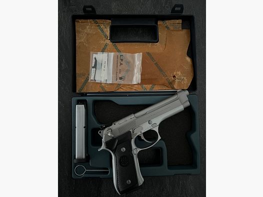 Beretta F92 FS 9mm Luger