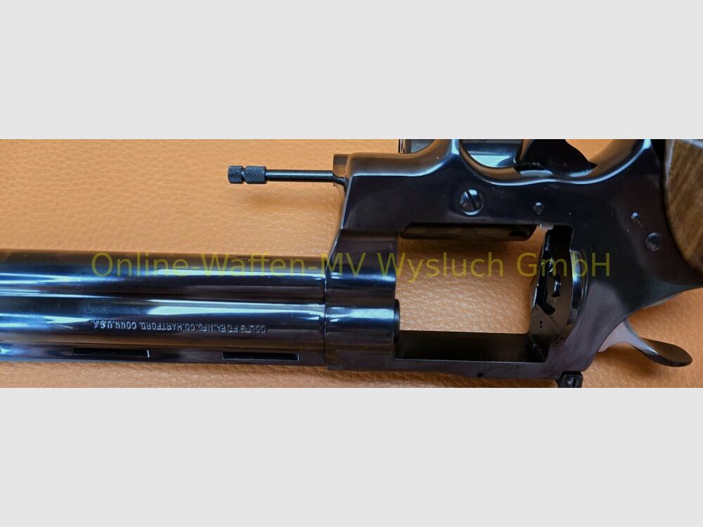 Colt Python 6″ in "Royal blue" Baujahr 1980