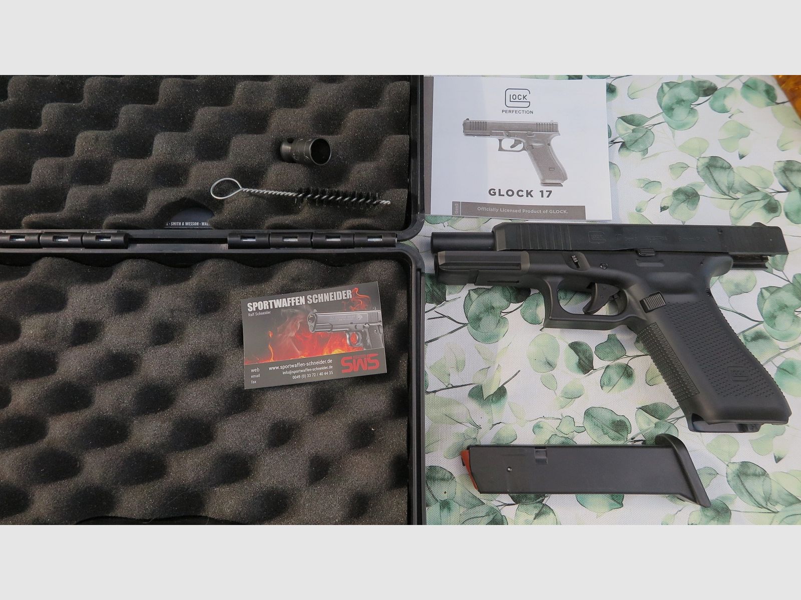 Sammlungsauflösung  4 Schreckschuss Waffen  wie durch die Bilder und Belege zu sehen ist.