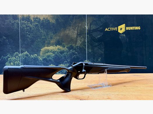 Blaser R8 Ultimate Carbon Cuir Arme complète / Calibre au choix / Logo argent / Version standard