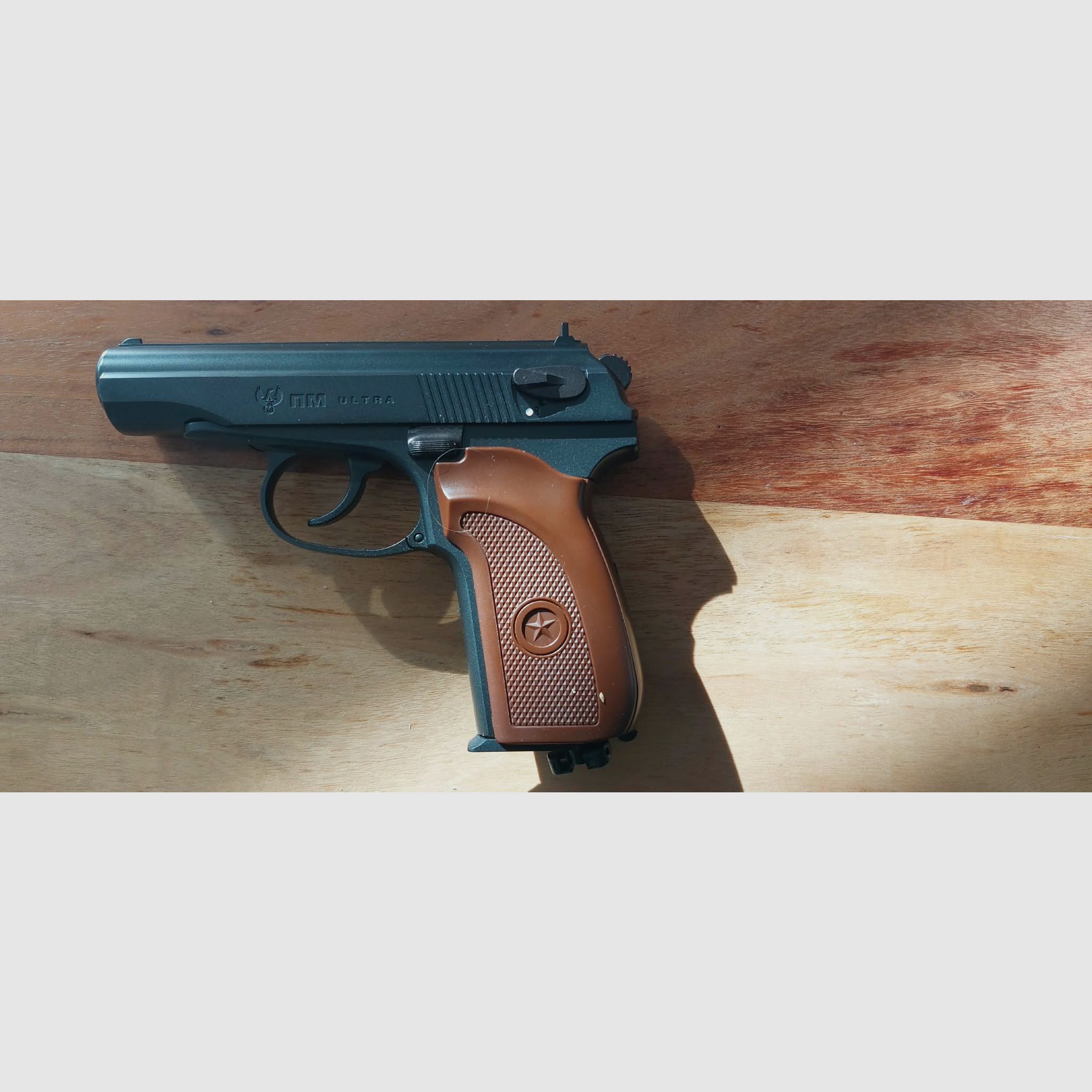 TOP MAKAROV CO2 GBB 4,5 mm PM ULTRA Blowback in VENDITA, immagine 2 di 3