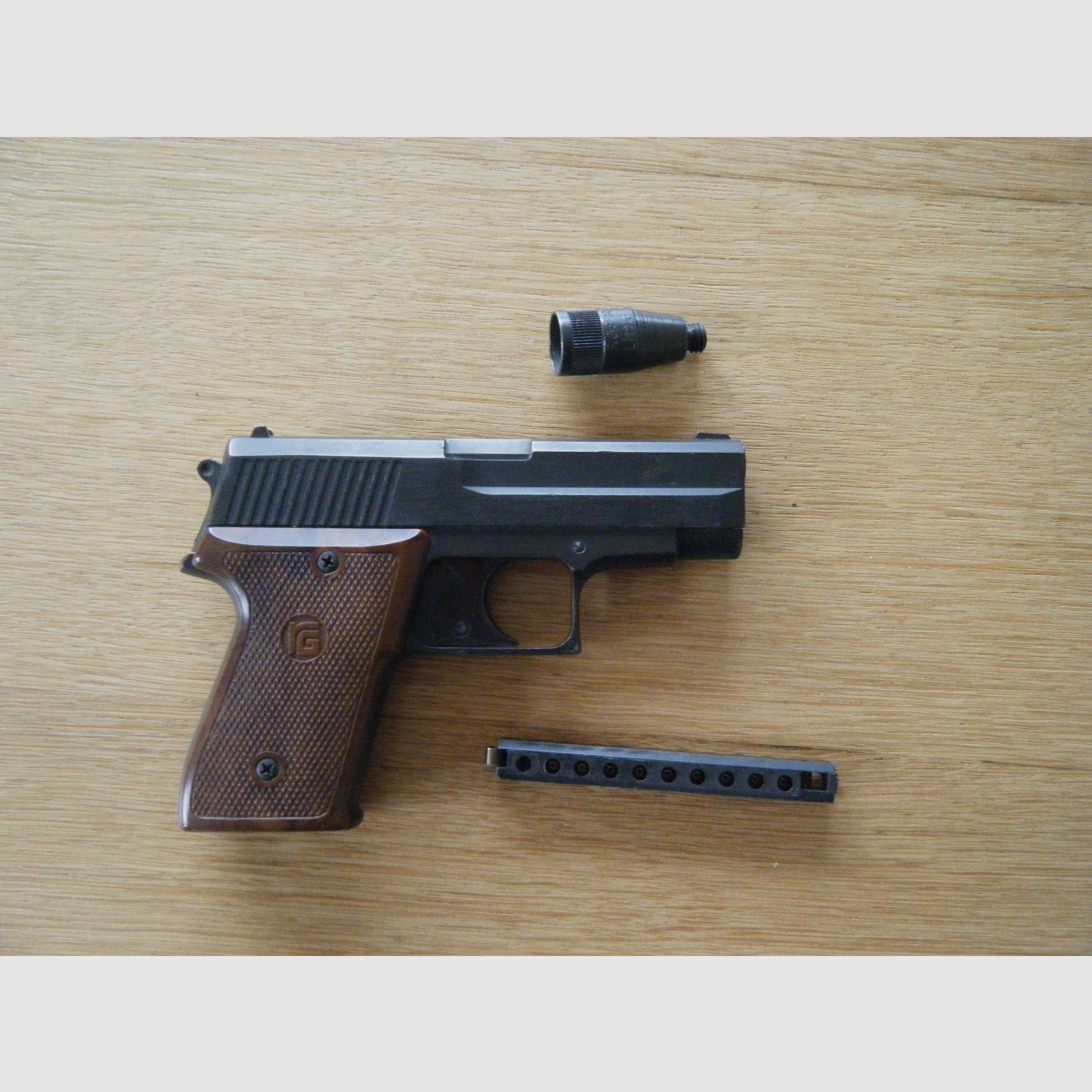 Se vende Röhm RG 300, arma de fogueo de 6 mm Flobert, imagen 3 de 4